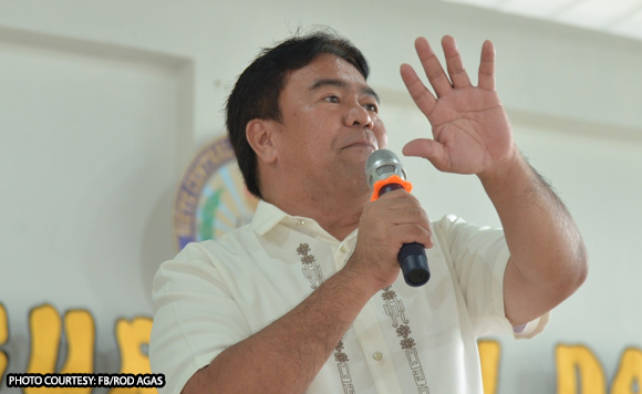 Councilor-Matthew-Mendoza-Praises-Balayong-Park-Staff-Encourages-Public-Visit
