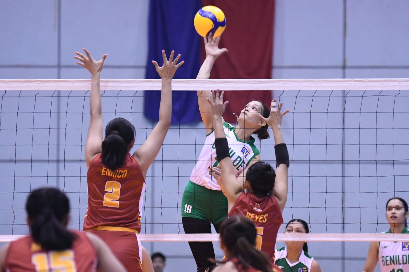csb-and-up-vie-for-semifinal-spots-in-shakeys-super-league-unity-cup